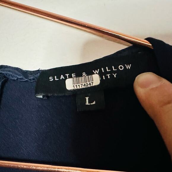 Slate & Willow Maternity Navy Stripe Crepe Pleated Back Shift Dress Size Large - Picture 6 of 12